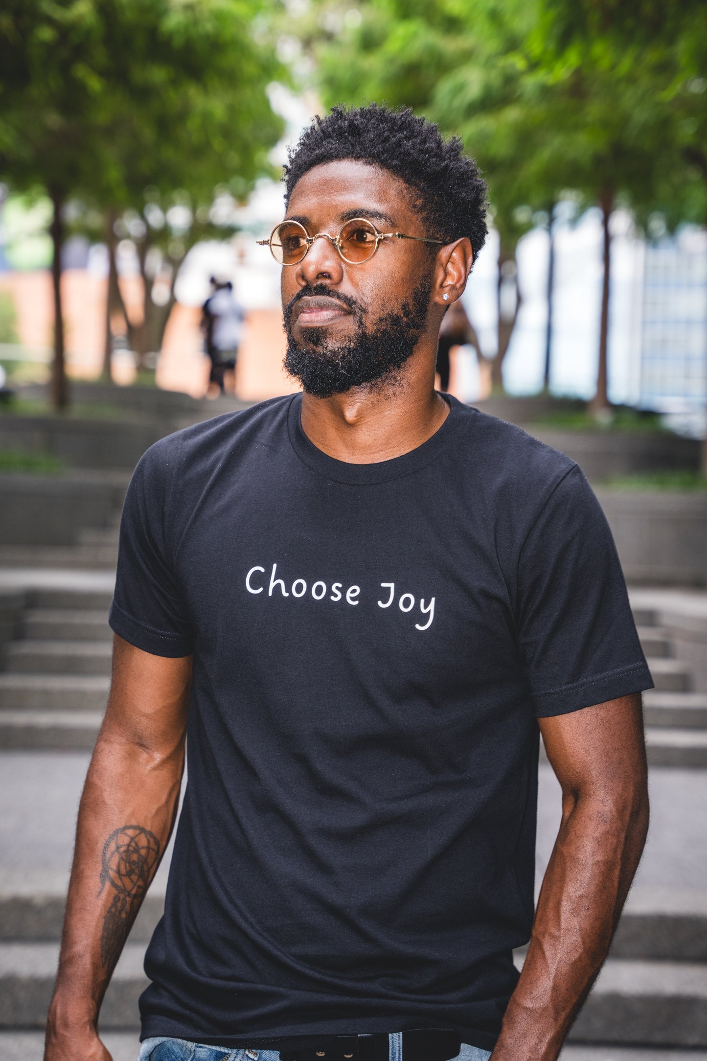 Made You Smile™ Choose Joy T-shirt | Black Shirt | White Print